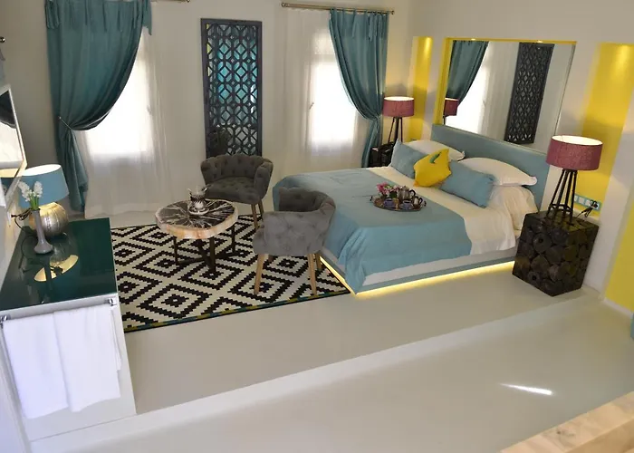 Отель Marge Кешме