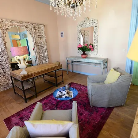 Marge Szálloda Çeşme